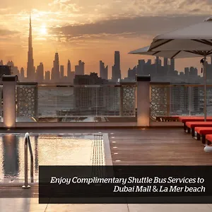 دبل تري باي هيلتون الجداف 4* دبي